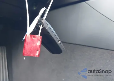 2015 BMW X1 Sdrive28I z USA, uszkodzony, nr VIN WBAVM1C56FVW57854